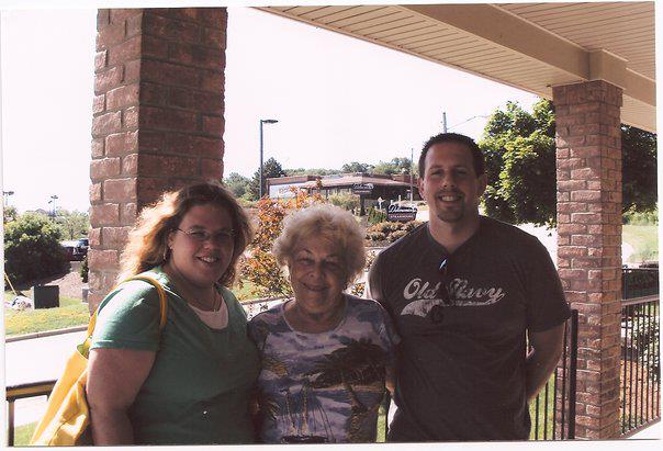 185338_10152149012150473_26197922_n